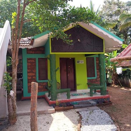 Cliff Garden Hotel Varkala Buitenkant foto